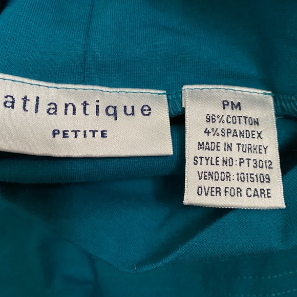 Turquoise cotton/spandex  turtleneck - Picture 3 of 6